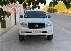 تۆیۆتا لاند کروزەر